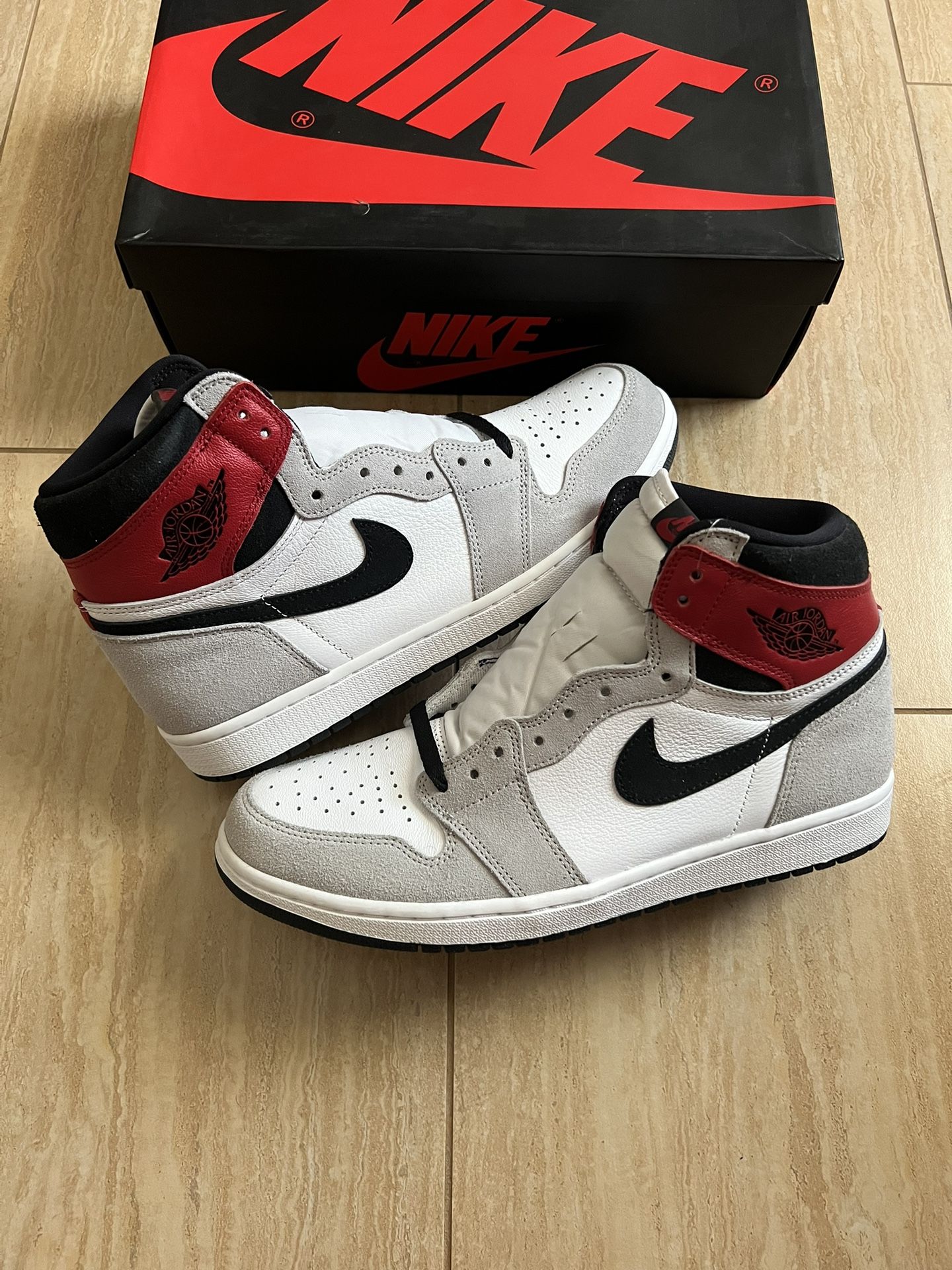 Jordan 1 Retro High Light Smoke Grey Size 11.5