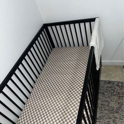 Black Crib