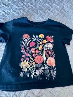 Girls tshirt
