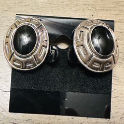 ESTERLING SILVER MALAQUITA STONE CLIPS EARRINGS BEATIFUL PERFECT CONDITION 