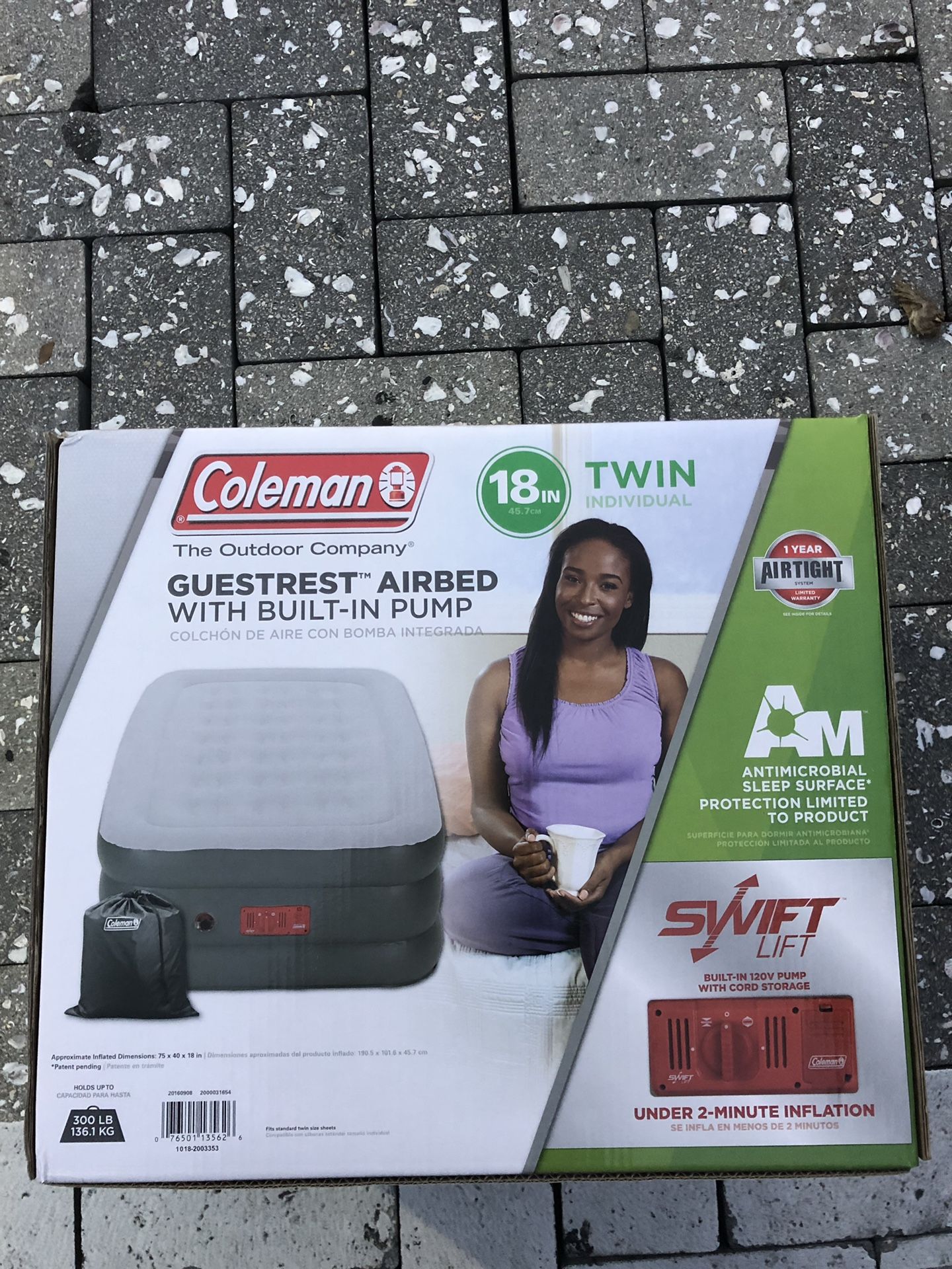 New Coleman air mattress with built in Pump