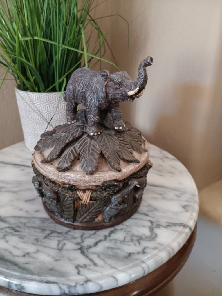 $10 Great Candy/Trinket Covered Elephant Dish. Heavy Resin