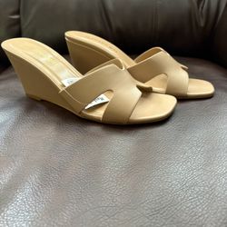 Nude Madden Girl Wedge Sandals Size 7.5