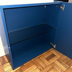 Elegant Glass-Shelf Storage Box – Stylish & Spacious