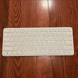 Apple Magic Keyboard Wireless - Mac