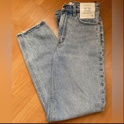 Abercrombie & Fitch Vintage Denim Ultra High Rise 90s Straight Jean