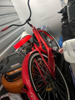 Huffy Girl's Beach Cruiser Bike 24" Perfect Fit Steel Frame Comfort Ride, Red