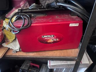 Lincoln welding machine