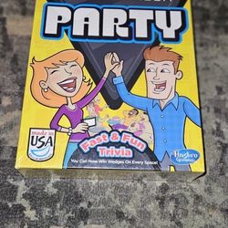 Trivial Pursuit Party Fast & Fun Trivia Game (2013) BRAND NEW & FACTORY SEALED!!