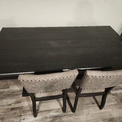 Dinning Room Table