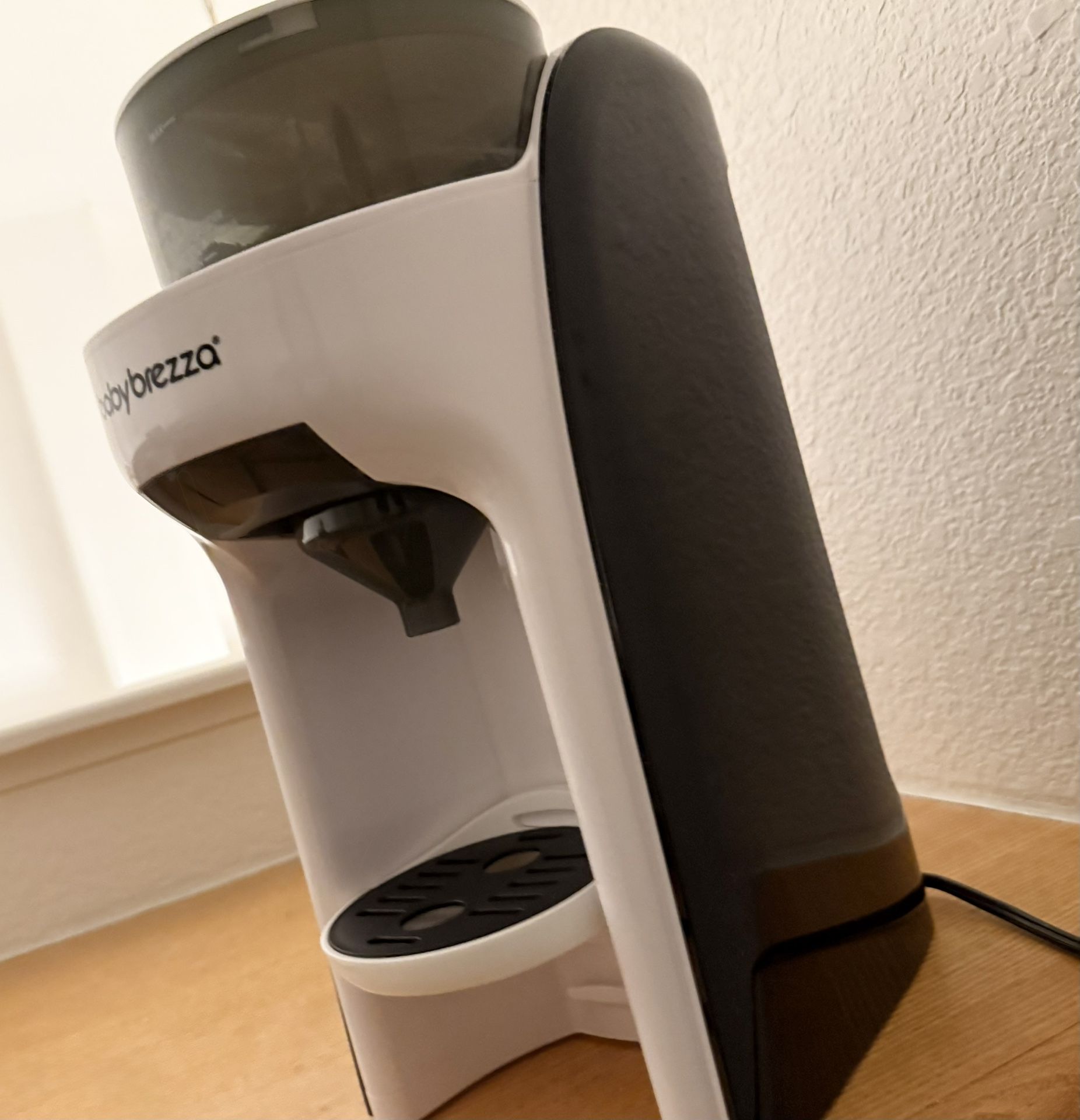 Baby Brezza Formula Pro