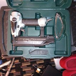 Metabo HPT Brad Nailer 