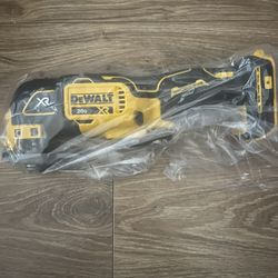 Dewalt Oscillating Multi Tool 20 Volt XR Brand New Tool Only
