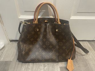 Louis Vuitton Monogram Canvas Montaigne MM