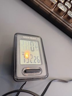 CatEye Velo 9 Digital Bike Computer Speedometer - Complete Set