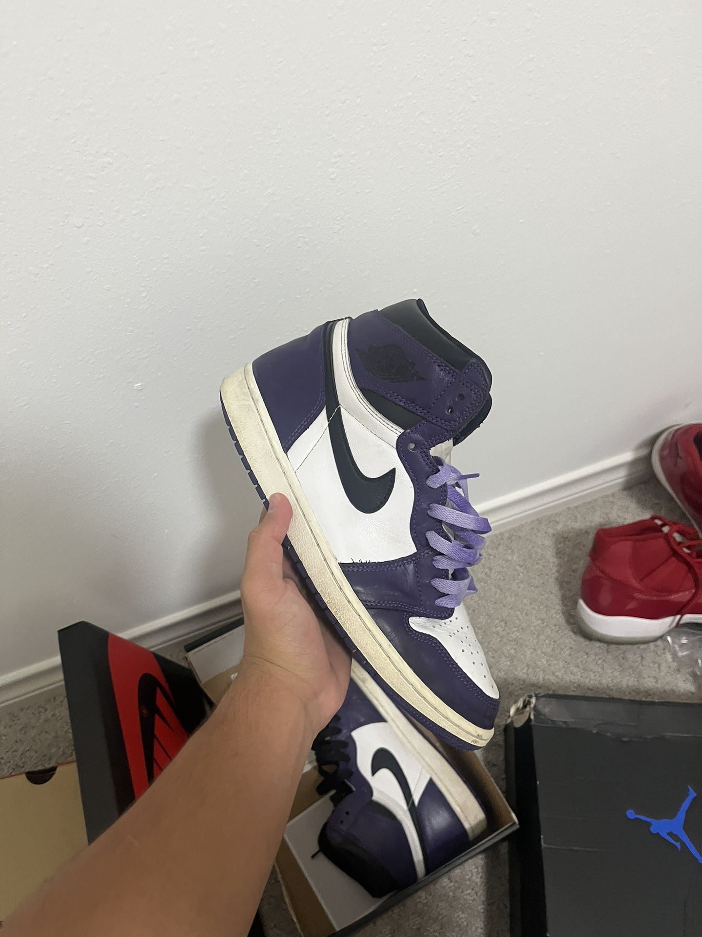 Jordan 1 court purple size 10.5 