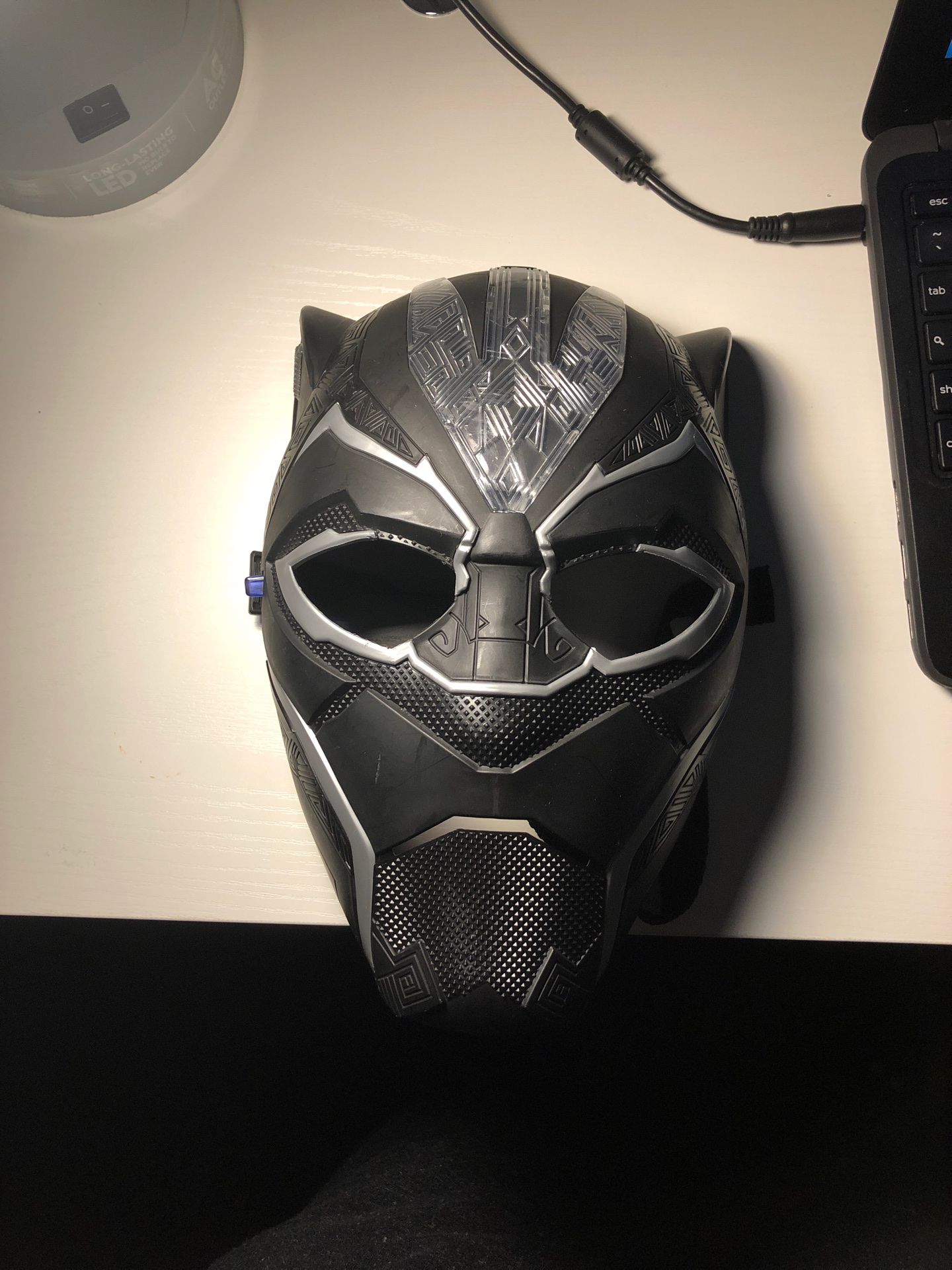 Black panther mask