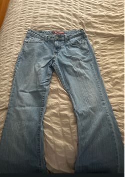 Levi’s 518 super low bootcut jeans light wash
