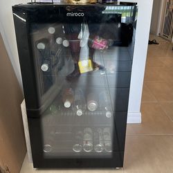 Mini fridge mini bar