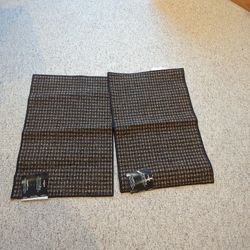 Throw Rugs
