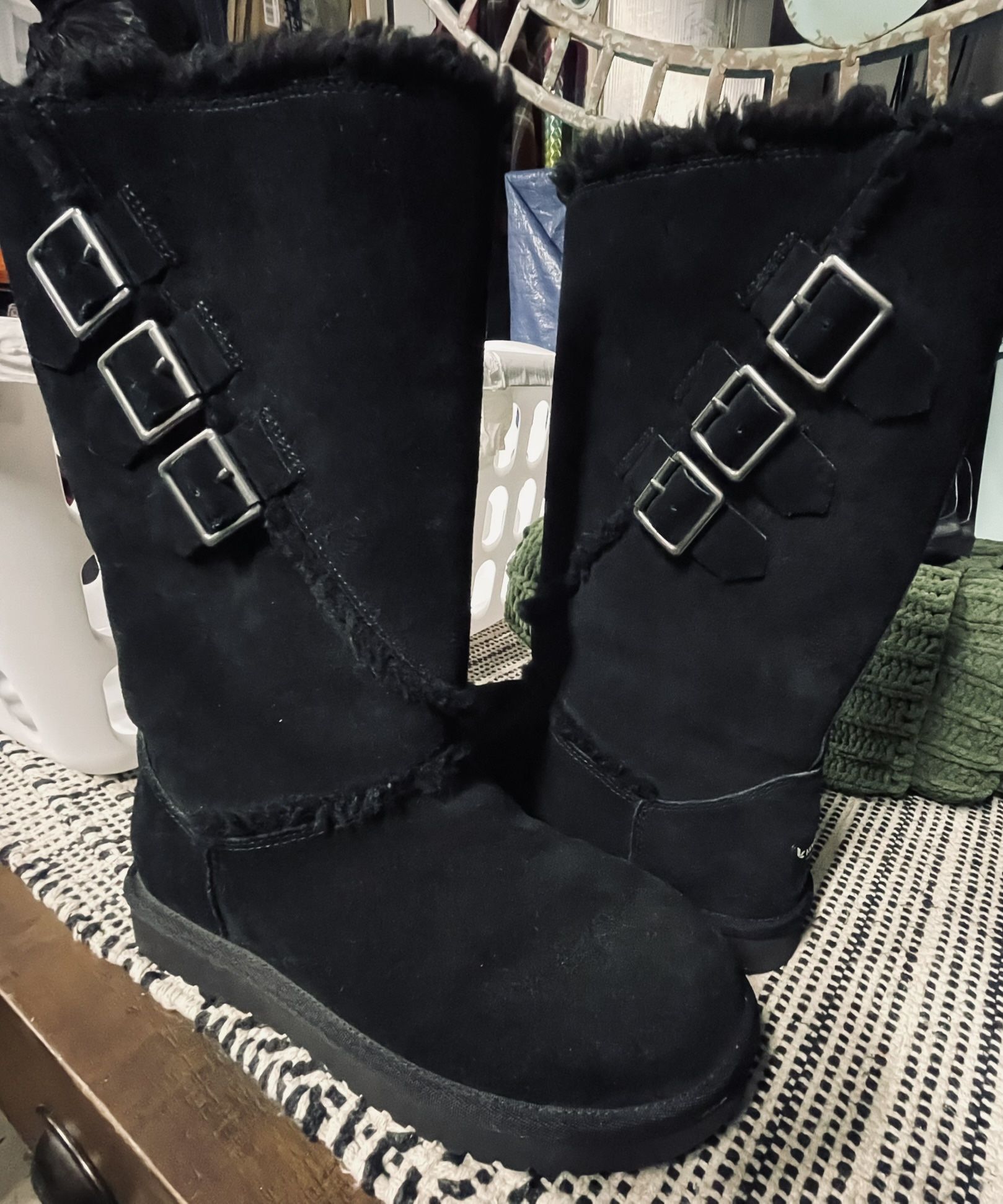 Koolaburra Uggs Sz 89