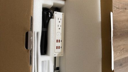 Power Strip with USB Ports