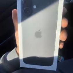 iPhone 16 Plus 