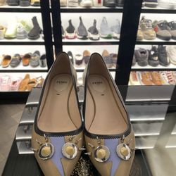 Fendi Flats
