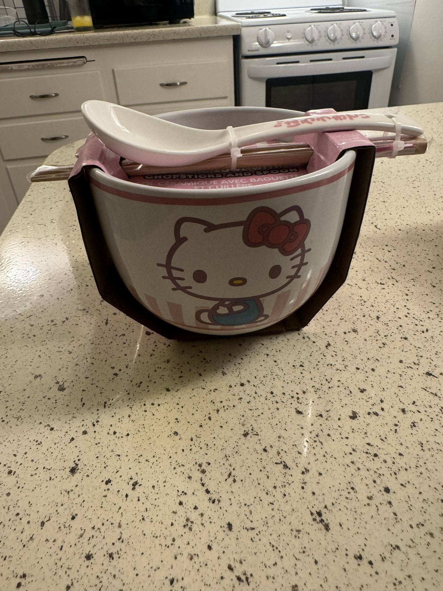 Hello Kitty Ramen Bowl