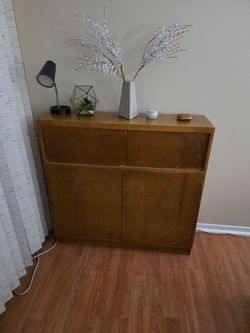 Mid-century Modern Cradenza