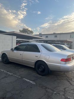 2000 Toyota Camry