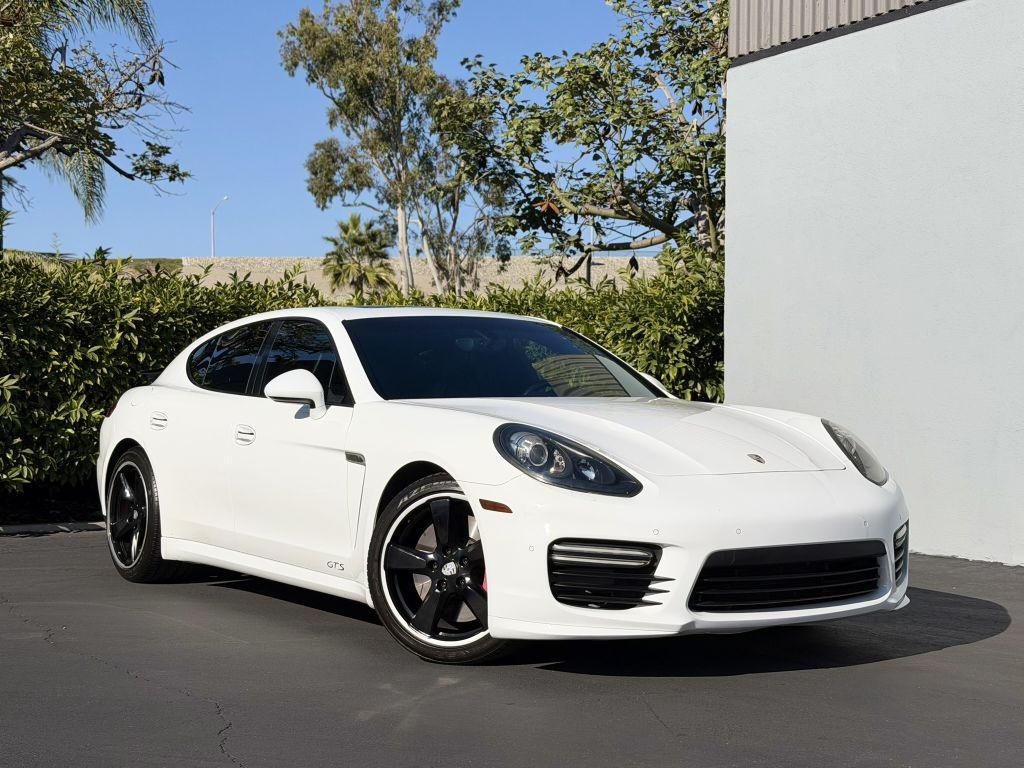 2015 Porsche Panamera