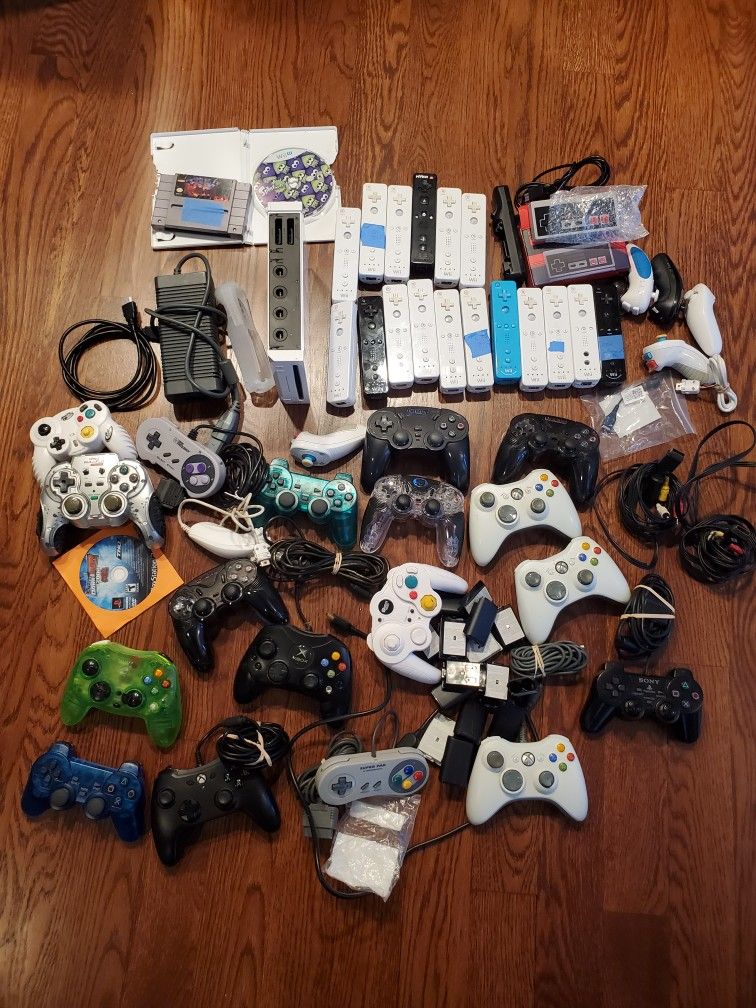 Video game lot for parts and repair, xbox, Playstation, Nintendo