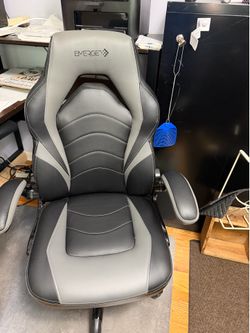 Emerge Gamer chair