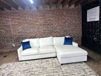 Free Delivery-Abbyson white 2pc sectional sofa couch retails 5818