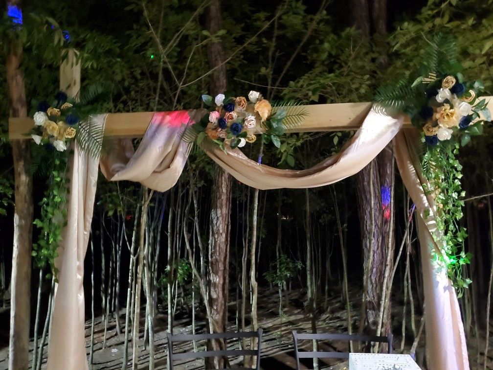 Cake stands backdrop Arts & Crafts supplies