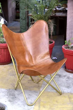 Set of 2 "Shy Shy" Leather Butterfly Chairs – Rose Gold Frames