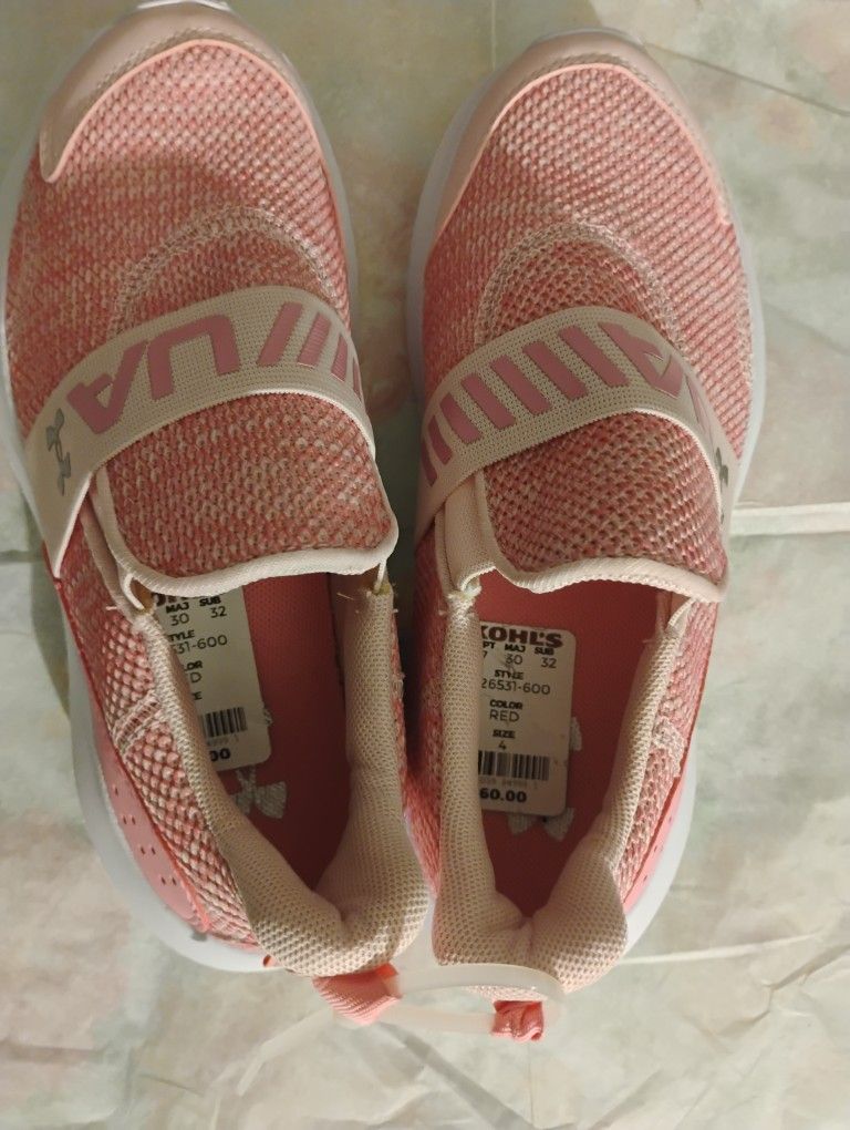 Under Armour Girls Shoes Size 3Y 