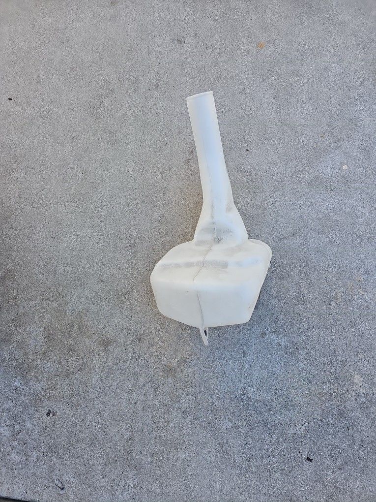 Windshield Wiper Bottle