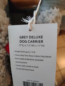 Pet carrier bag