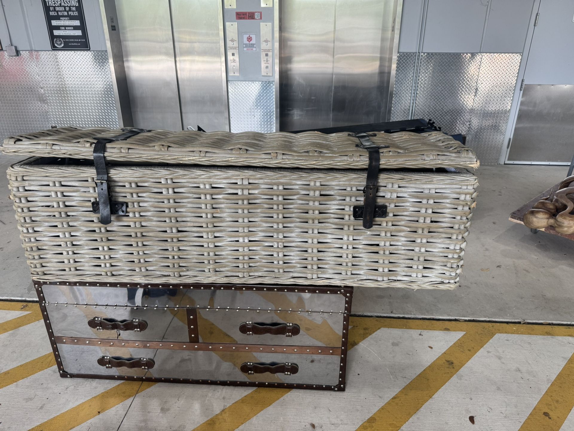Decorative Trunk