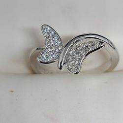 Pretty Butterfly Ring