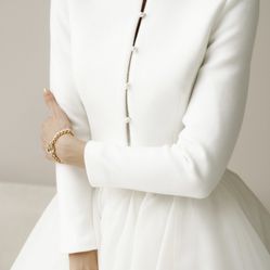 Winter bridal cover-up