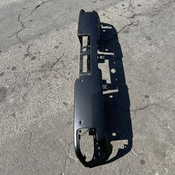 Chevy Silverado & GMC Sierra 1500 / 2500 / 3500 Rear Bumper OEM 2014 2015 2016 2017 2018 (sensor holes)