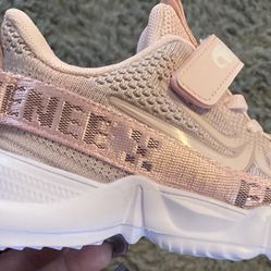 Shoe 