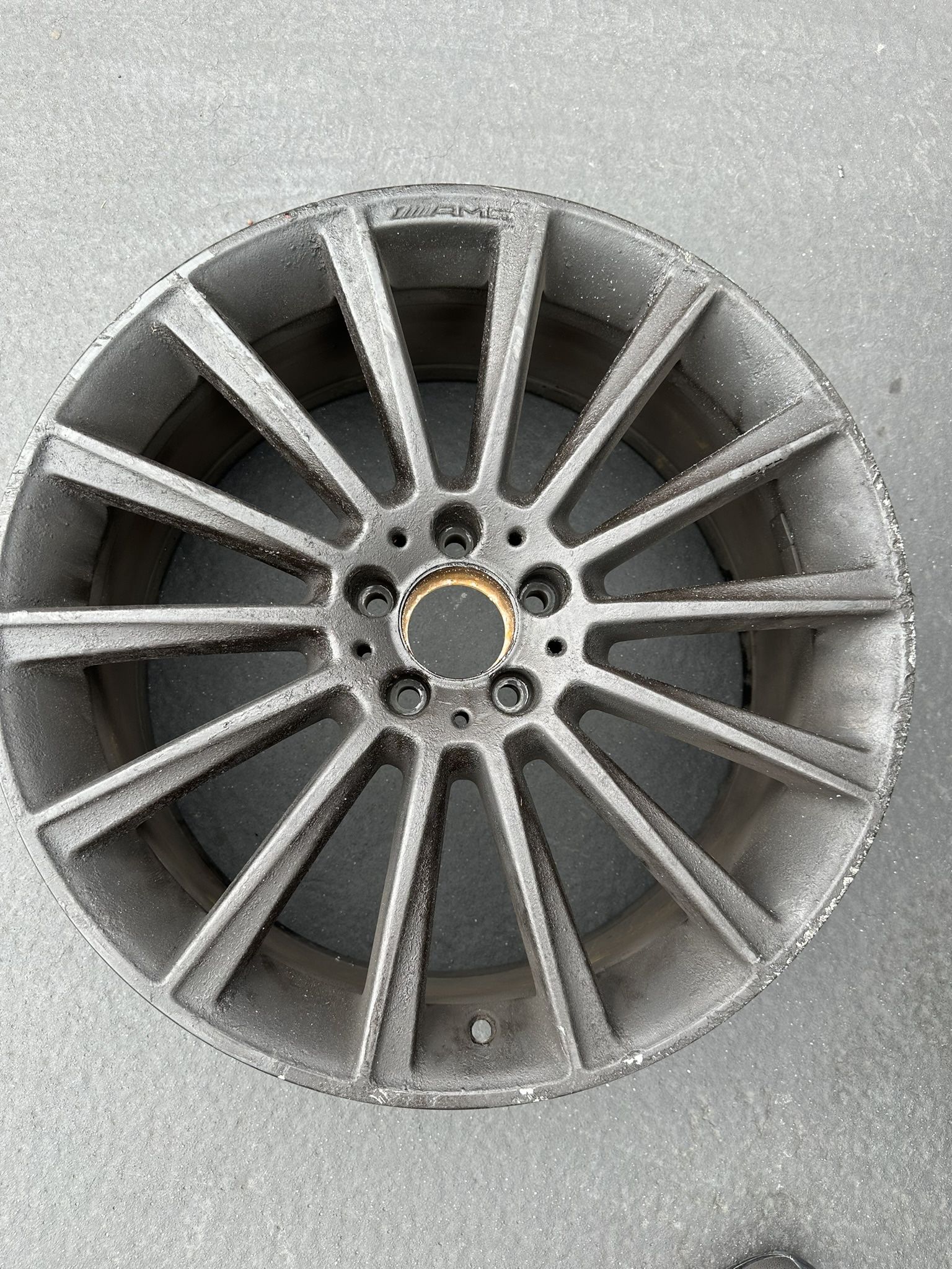 Mercedes Benz Rim