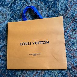 EPTY BOX! Louis Vuitton authentic bag brand new