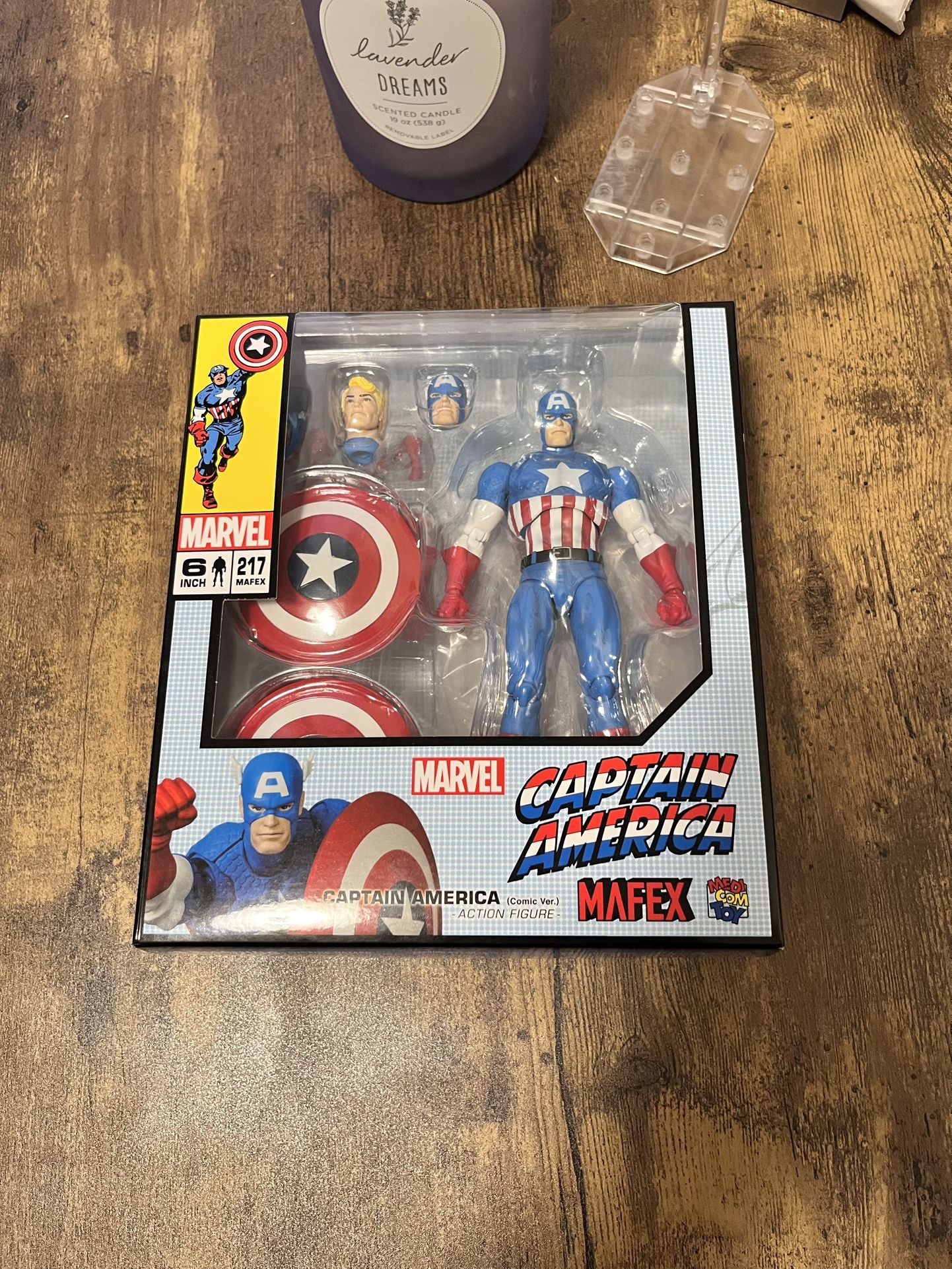 Mafex 217 Captain America