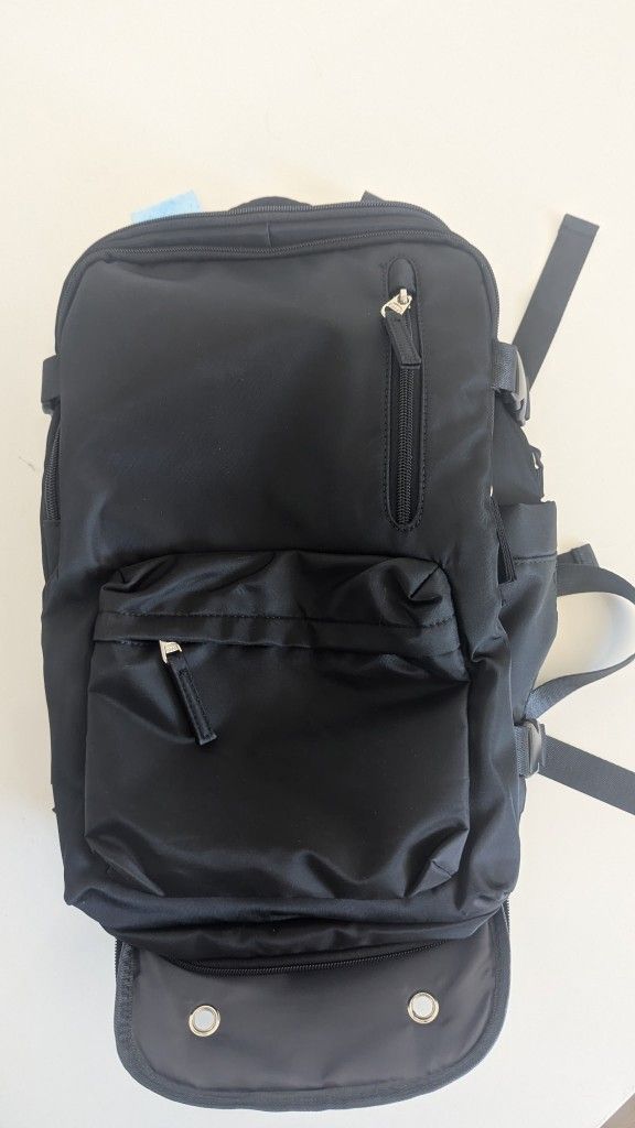 Capolo Travel Backpack For Laptop 17inch Brand New 