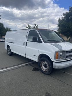2002 Chevrolet 3500 HD Regular Cab & Chassis